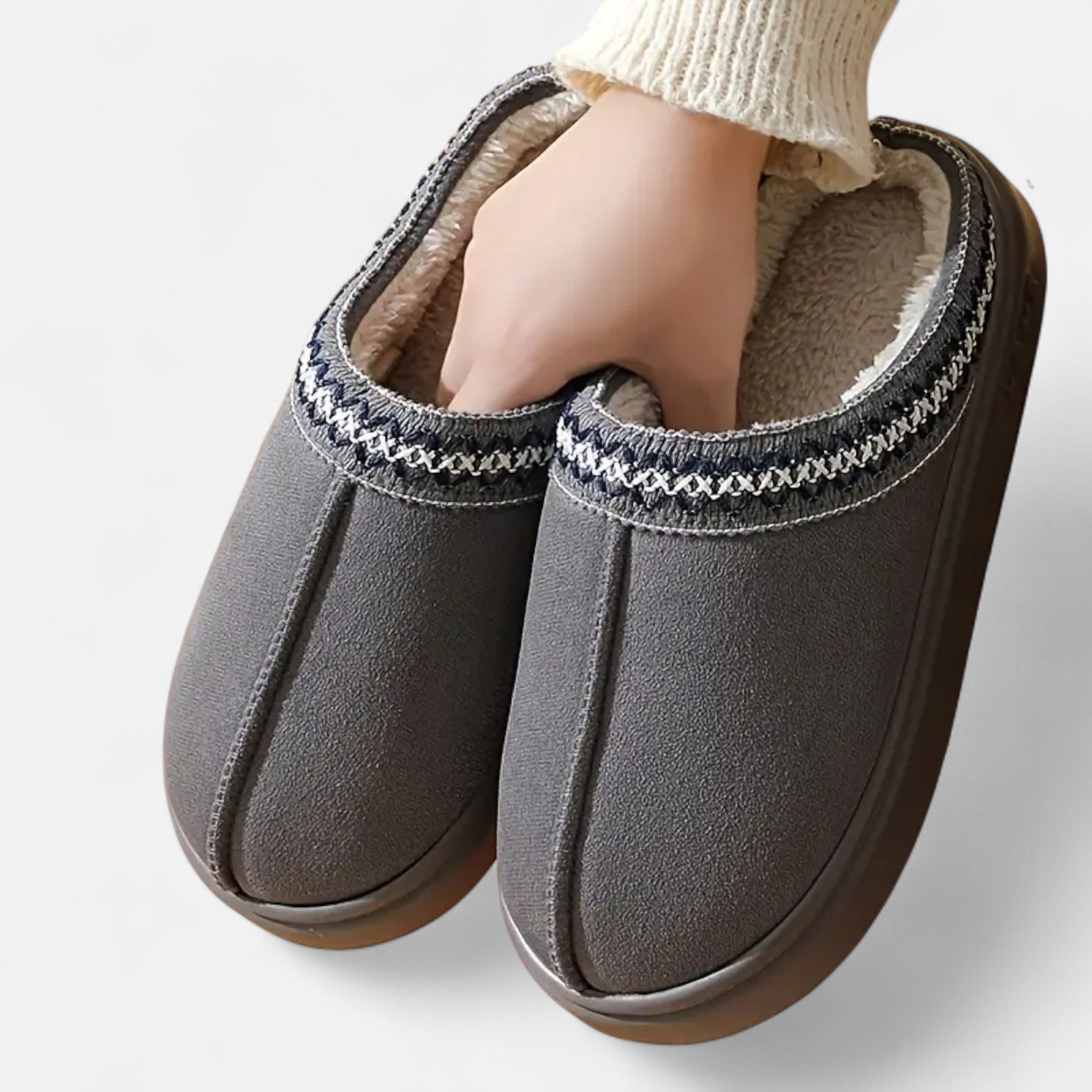 Gilduro | Women’s Elegant Lace-Trimmed Slippers