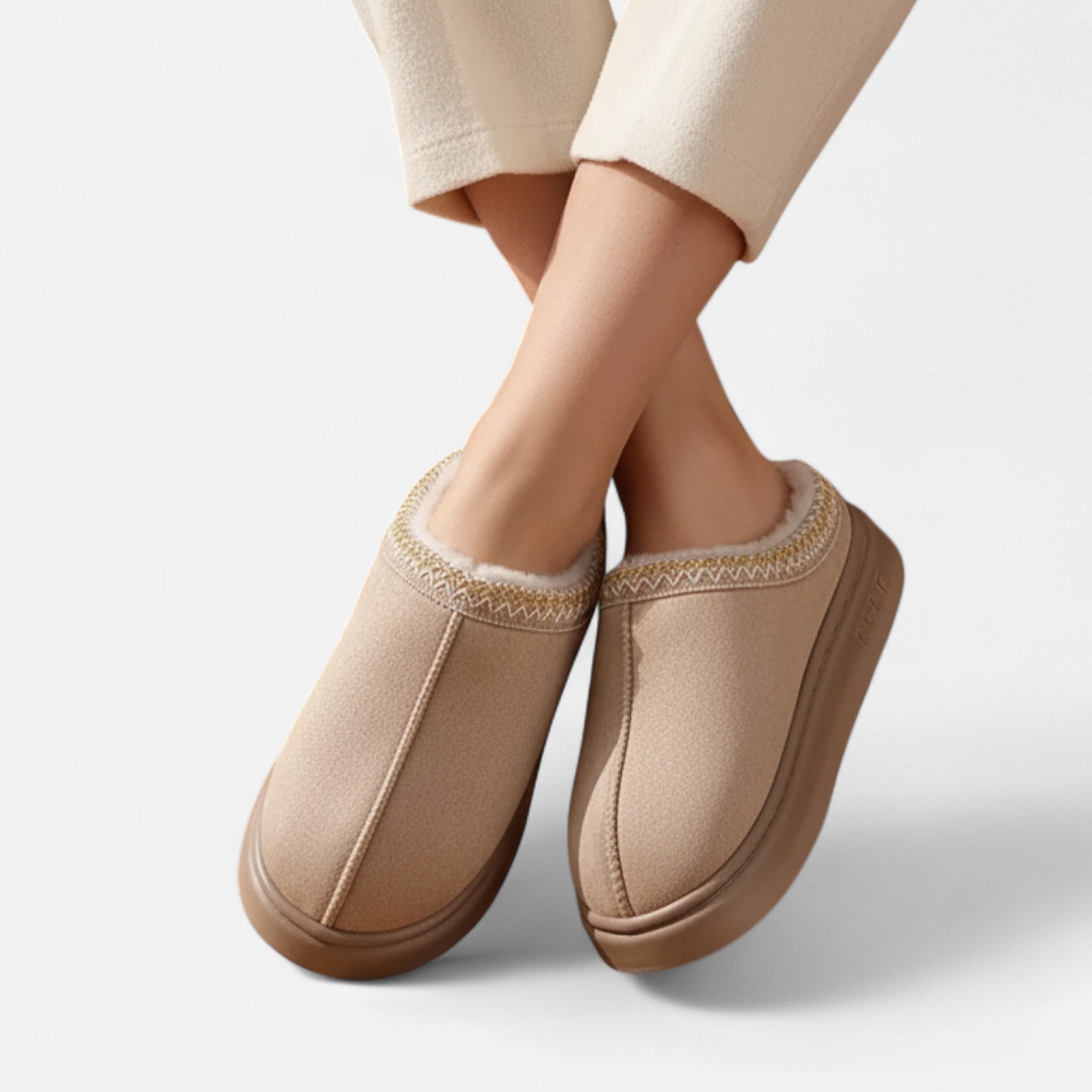 Gilduro | Women’s Elegant Lace-Trimmed Slippers